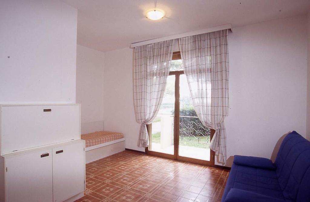 Residence Garden -Walterigato Apartments Solo Per Famiglie 利多迪迪耶索洛 外观 照片